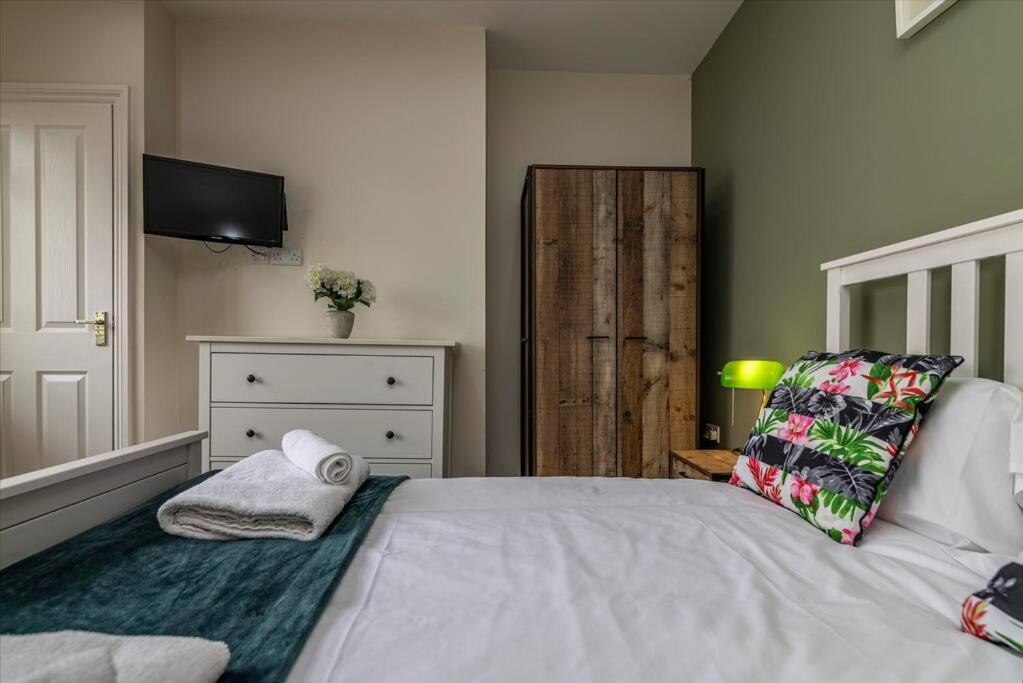 Dovecote House Beeston Private Parking 15Mins From Nottingham City Centre Close To Qmc Hospital المظهر الخارجي الصورة