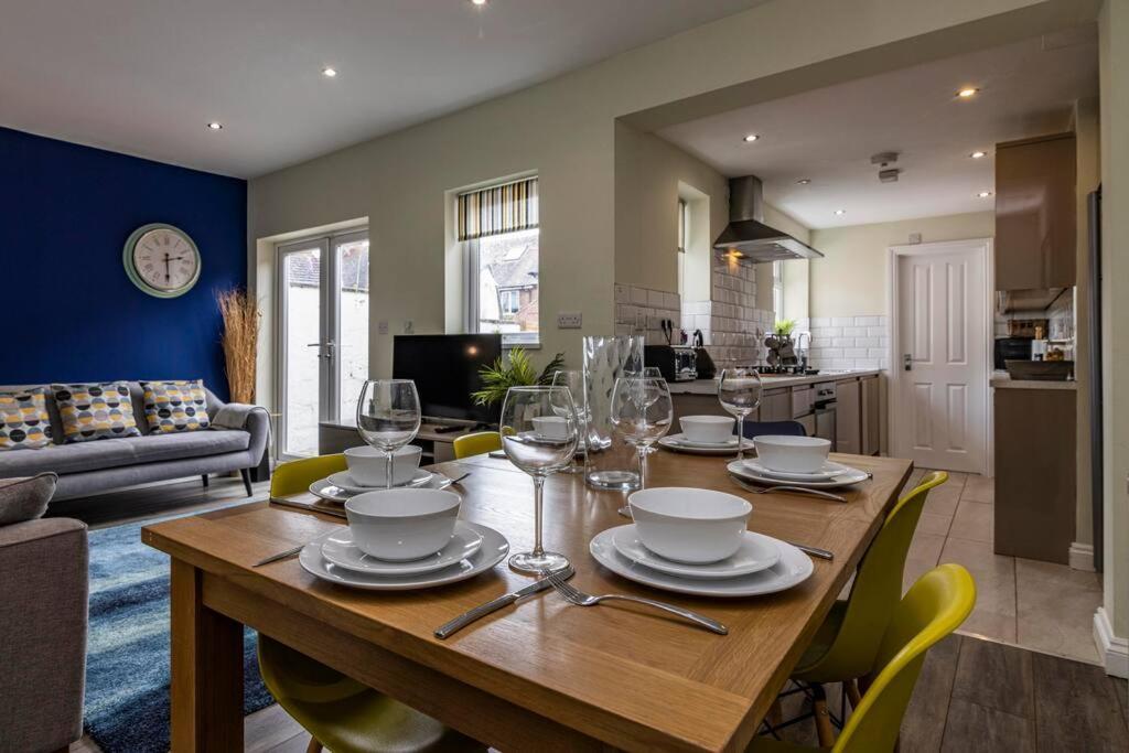 Dovecote House Beeston Private Parking 15Mins From Nottingham City Centre Close To Qmc Hospital المظهر الخارجي الصورة